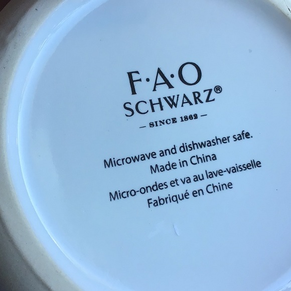 F.A.O. Schwarz Mug - Picture 4 of 13